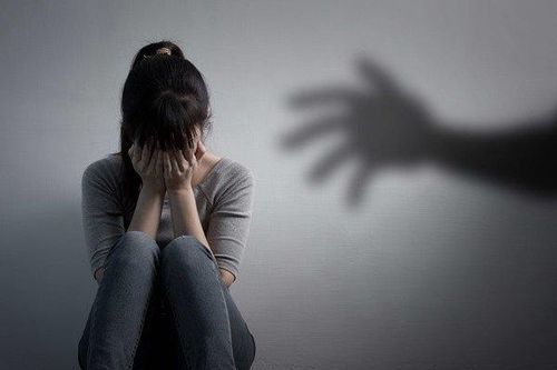 Thông tin bất ngờ về bà mẹ vô nhân tính bán trinh tiết của con gái 13 tuổi cho bác sĩ nha khoa đồi bại