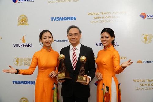 Vietravel lần thứ 3 liên tiếp đạt giải 'Nhà điều hành tour du lịch trọn gói hàng đầu thế giới'