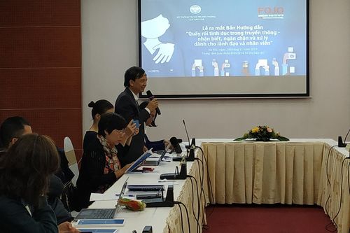 Ra mắt bản hướng dẫn nhận biết, ngăn chặn 'quấy rối tình dục trong truyền thông'