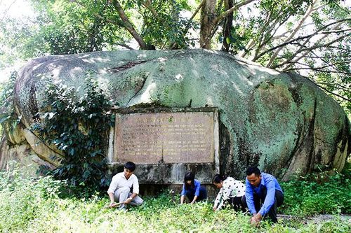 Phát huy giá trị di tích lịch sử, văn hóa