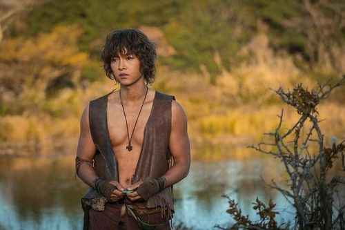 Vụ tử nạn và loạt sự cố kinh hoàng ở hậu trường phim Hàn 2019