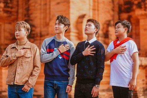 'Hot' như Jack và K-ICM, MV 'Việt Nam tôi' đứng số 1 trending YouTube chưa đầy 1 ngày ra mắt
