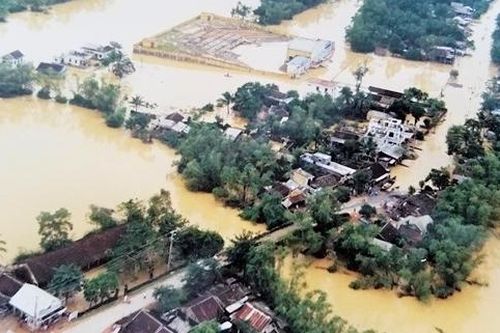 Miền Trung: Nhìn lại 20 năm lũ lịch sử - Kết chặt tay, dựng đời mới