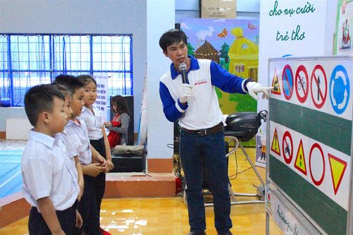 Gia Lai: Tập huấn 'An toàn giao thông cho nụ cười trẻ thơ'