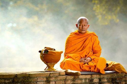 Phòng hộ sáu căn