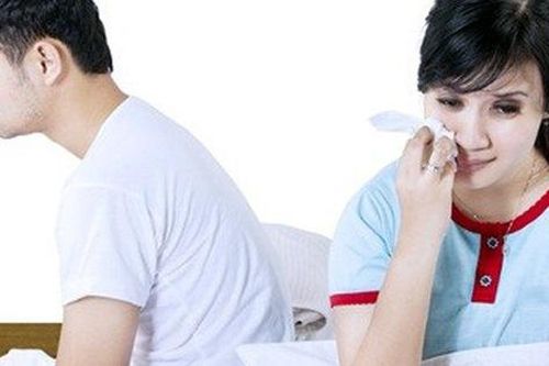 Nghe tôi mang bầu, chồng phán một câu xanh rờn khiến tôi suy sụp