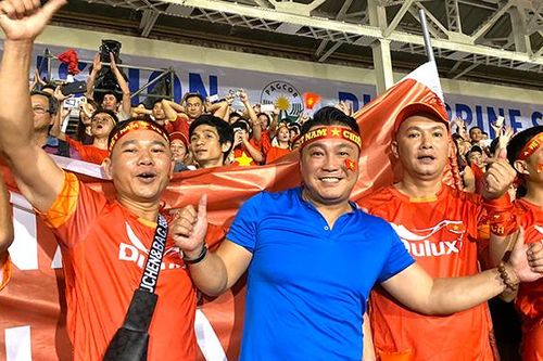 Lý Hùng sang Philippines xem U22 Việt Nam đá với Indonesia, tin chắc đội nhà giành thắng lợi