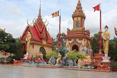 Độc đáo kiến trúc chùa Xiêm Cán