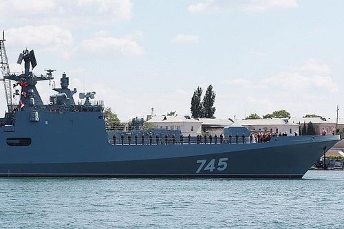Nga chuyển lượng lớn khí tài quân sự tới Syria