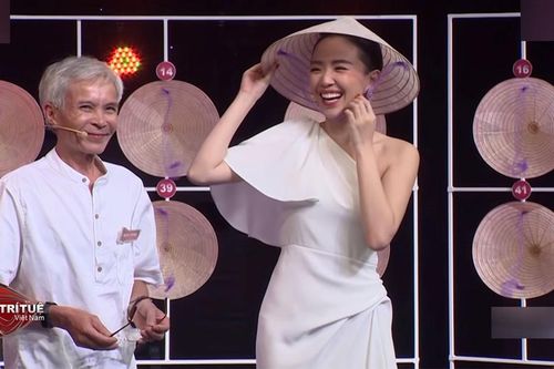 Cụ già 62 tuổi lo lắng, mất ngủ 2 ngày vì thi Siêu trí tuệ Việt Nam