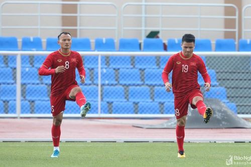 Trực tiếp SEA Games 30, U22 Việt Nam - U22 Indonesia: Hoàng Đức, Trọng Hoàng đá chính