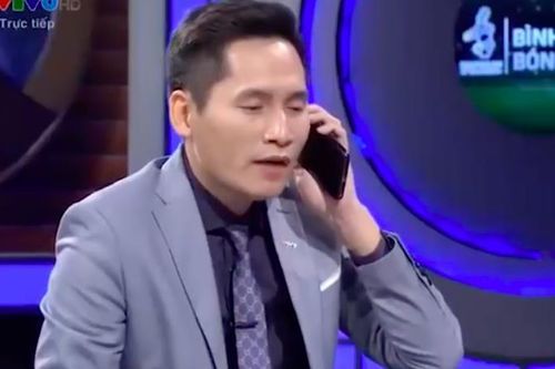 BTV Quốc Khánh nhắc đến Văn Lâm sau sai lầm của Bùi Tiến Dũng