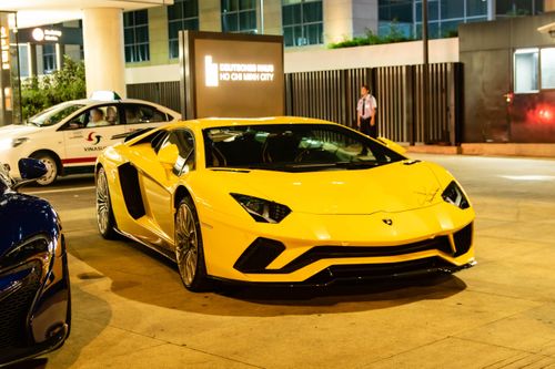 Lamborghini Aventador S được nâng cấp đồ chơi hàng hiếm ở VN