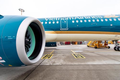 Bộ GTVT khuyến cáo dự án mua 50 máy bay của Vietnam Airlines