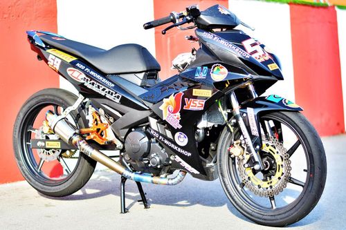Yamaha Exciter 150 thay đổi ra sao để biến thành xe đua?