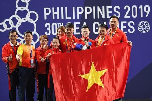 Thể thao Việt Nam 'hái vàng'