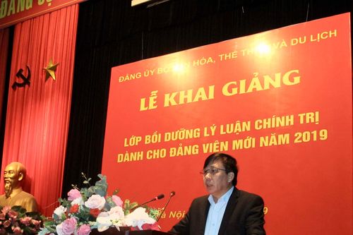 Đảng ủy Bộ VHTTDL khai mạc lớp bồi dưỡng lý luận chính trị dành cho đảng viên mới