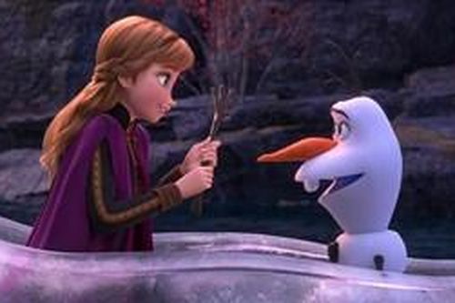 'Frozen 2' giữ vững ngôi vương phòng vé
