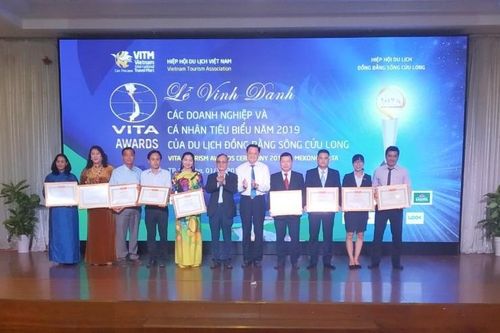 Vinh danh 107 doanh nghiệp, cá nhân tiêu biểu của du lịch ĐBSCL