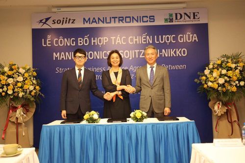 'Cú bắt tay' nghìn tỷ của Manutronics tham gia vào ngành điện tử ôtô toàn cầu