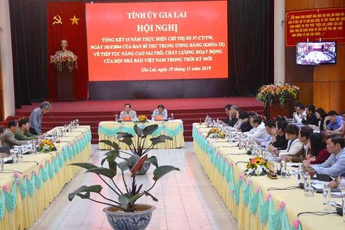 Chỉ thị 37 của Ban Bí thư: 'Cú hích' nâng cao vai trò của Hội Nhà báo
