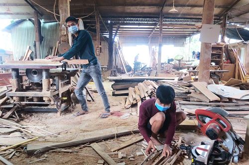 Hướng tới xây dựng môi trường lao động an toàn