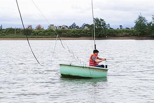 Tăng cường công tác quan trắc môi trường nuôi thủy sản