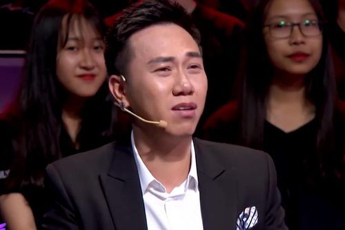 Lâm Vỹ Dạ vạch trần Anh Đức mới xăm chân mày