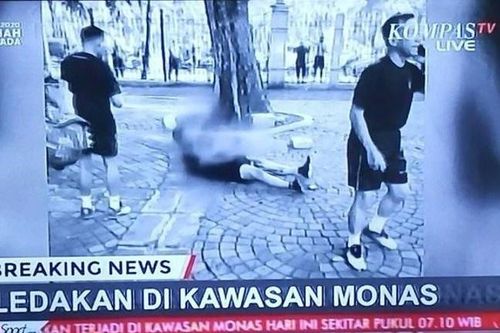 Nổ lớn gần Tượng đài Quốc gia giữa trung tâm thủ đô Indonesia