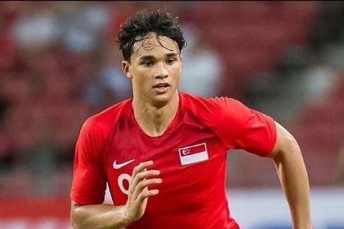 Tiền đạo 20 tuổi của U22 Singapore là con trai huyền thoại bóng đá