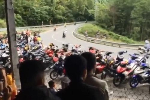 'Cua-rơ' trên đèo Hải Vân