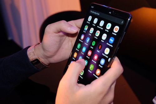 Samsung mở bán đợt hai Galaxy Fold tại Việt Nam và lại cháy hàng