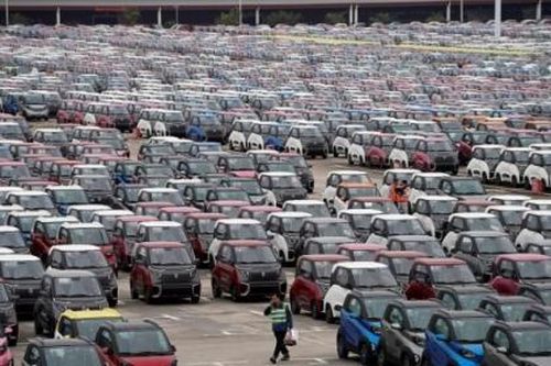 Trung Quốc đặt mục tiêu 25% doanh số xe hơi trong năm 2025 là xe điện