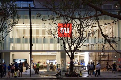 Ông Lei Jun từ chức Chủ tịch Xiaomi
