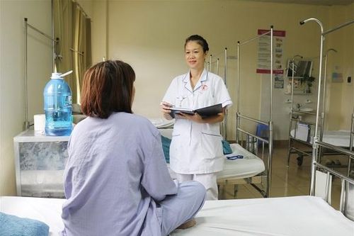 Người phụ nữ băng huyết vì phá thai bằng thuốc tại nhà