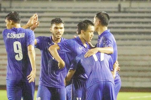 U22 Thái Lan thắng nghẹt thở 2-0 U22 Lào