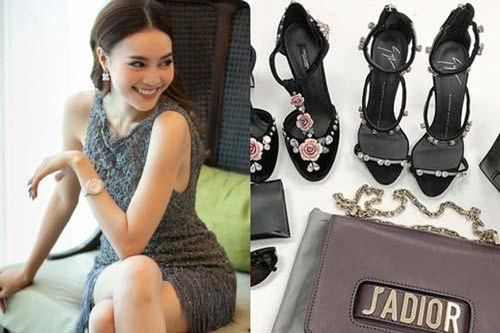 Lan Ngọc vừa đập hộp chiếc túi Chanel hơn 100 triệu, dân tình lại soi thêm cả BST đồ hiệu không hề nhỏ của 'Gái già lắm chiêu'
