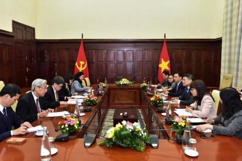 Thống đốc NHNN Lê Minh Hưng tiếp và làm việc với Tổng Thư ký ASEAN