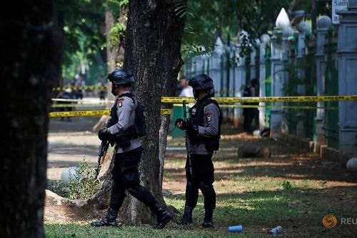 Nổ lớn gần Phủ Tổng thống Indonesia, 2 binh sĩ bị thương