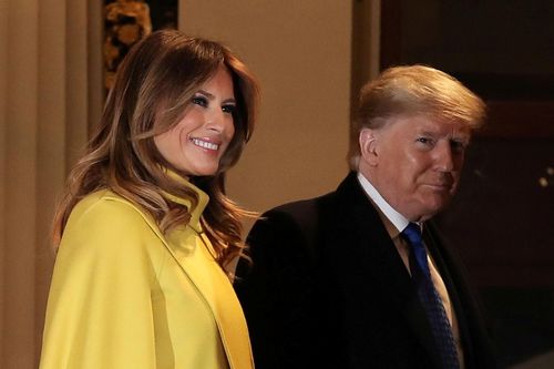 Sách mới hé lộ Melania Trump nghi cố vấn của chồng tung ảnh khỏa thân