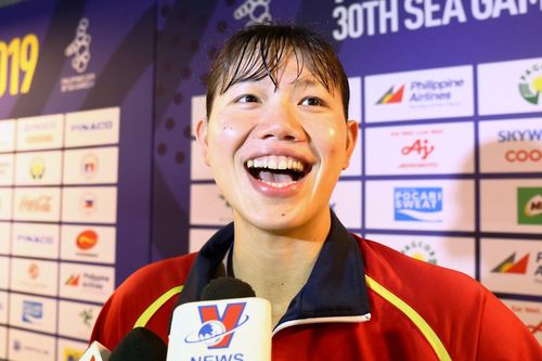 Ánh Viên xúc động khi giành HCV đầu tiên ở SEA Games 30