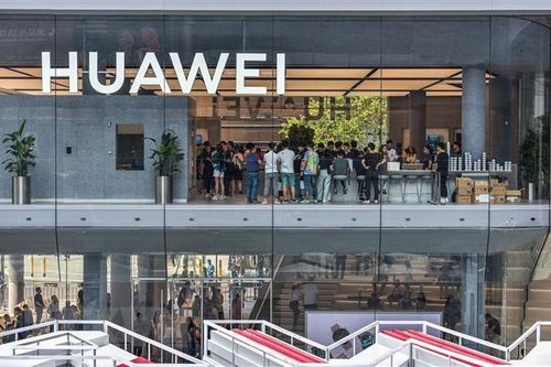 'Huawei khuyến khích các nhà cung ứng chuyển hoạt động ra khỏi Mỹ'