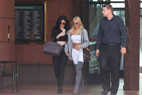Kylie Jenner chi 400.000 USD/tháng cho an ninh cá nhân
