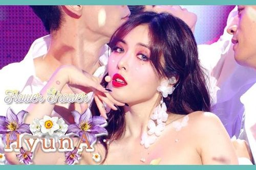 Tỏa sáng trên sân khấu là thế, ít ai biết sau khi biểu diễn HyunA lại 'mít ướt' vì lý do này…
