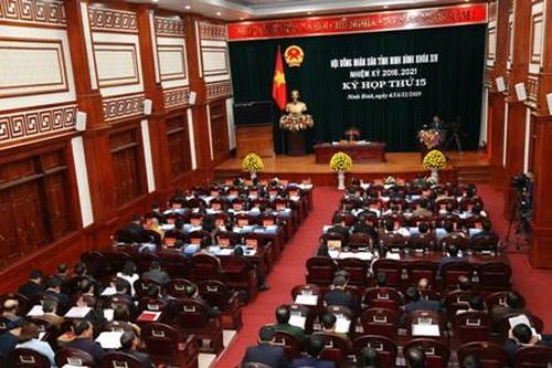 Buổi chiều ngày làm việc thứ nhất, kỳ họp thứ 15, HĐND tỉnh khóa XIV: nghe các báo cáo, tờ trình