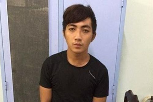 Trên đường lẩn trốn, con nghiện dùng roi điện cướp xe của tài xế grab