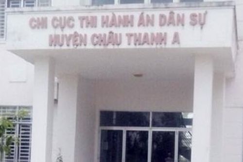 Nguyên Chi cục trưởng Thi hành án dân sự chiếm đoạt gần 1 tỷ đồng
