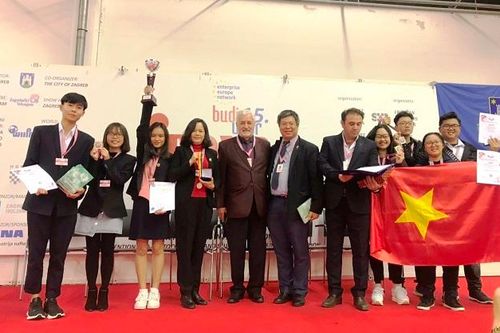 Chế tạo màng bọc thực phẩm từ chè xanh