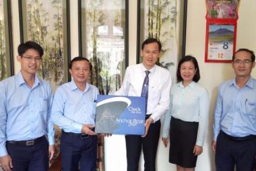 Thừa Thiên Huế: Công ty Điện lực cam kết cùng doanh nghiệp phát triển bền vững