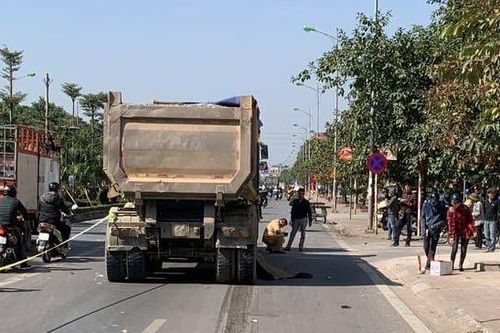 Người phụ nữ bị xe tải tông tử vong tại chỗ